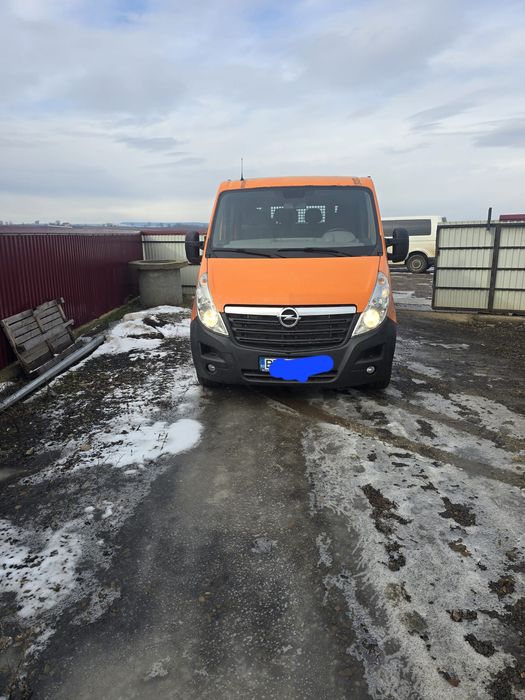 Autoutilitara Opel