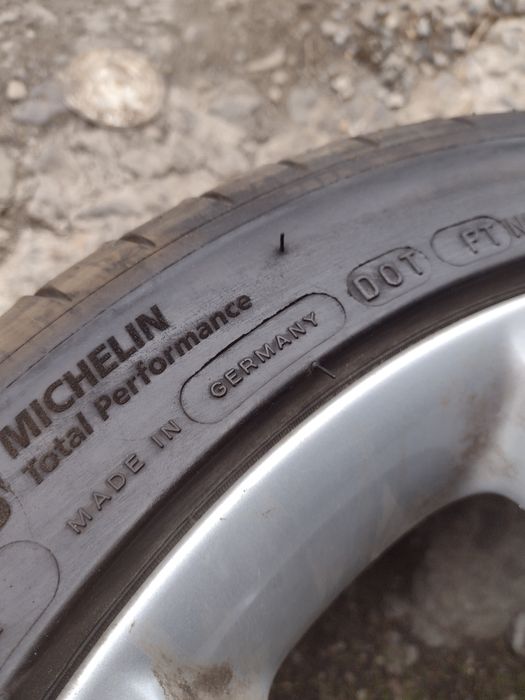 Michelin PS4 4бр.215/45/17 дот1018