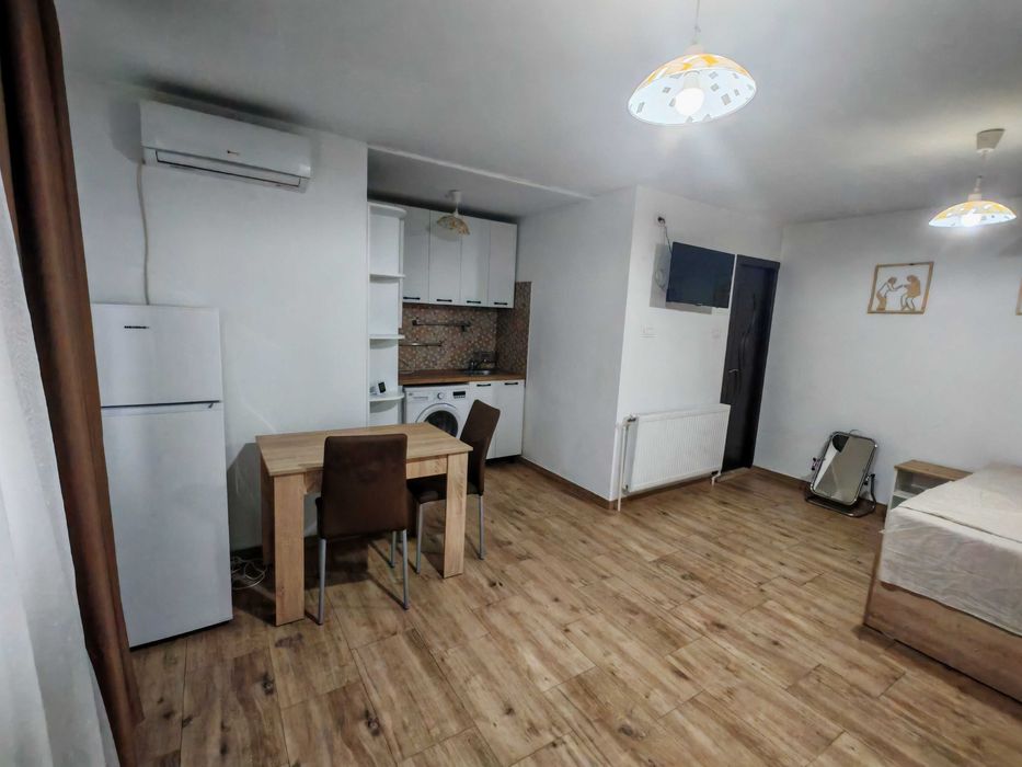 Închirieri 2 apartamente