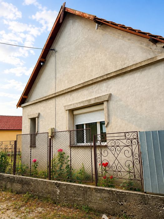 Casă mobilată + teren 1.336 m², Gurbediu, Bihor – locuibilă imediat