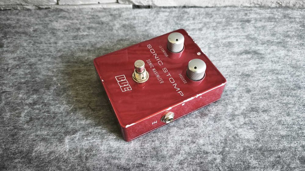 BBE Sonic Stomp Sonic Maximizer – pedală enhancer pentru chitară și bass, claritate și conturarea sunetului