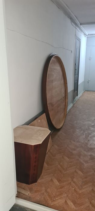 Стол обеденный круглый