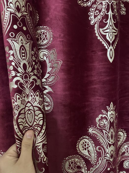 Продам велюровые шторы