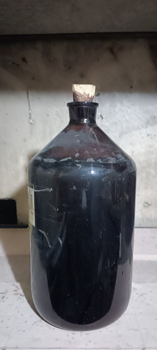 Бутыль 5л для хим реактивов под стеклянную крышку!