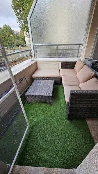 Елегантно обзаведен тристаен апартамент под под наем в Лазур!