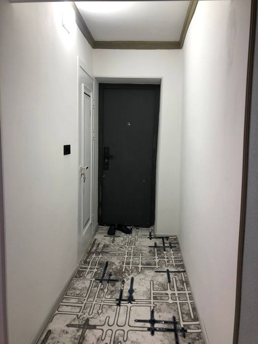 Продам Академгородок 2/1/5евроремонт кирпичный дом (можно для бизнеса)