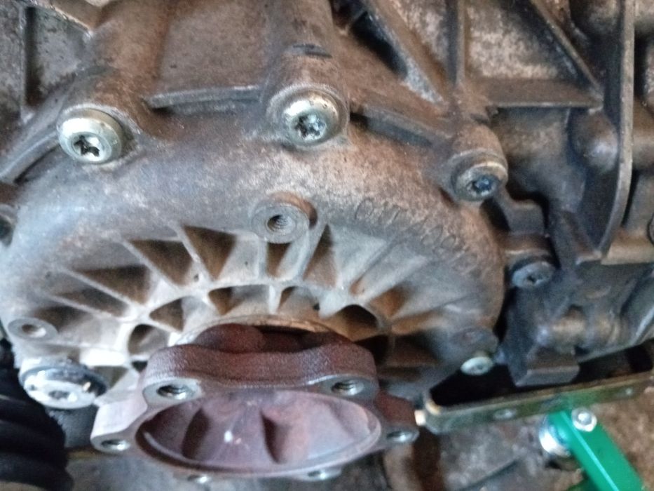 Автоматична скоростна кутия за ауди А4 1.8 турбо 150 коня бензин.