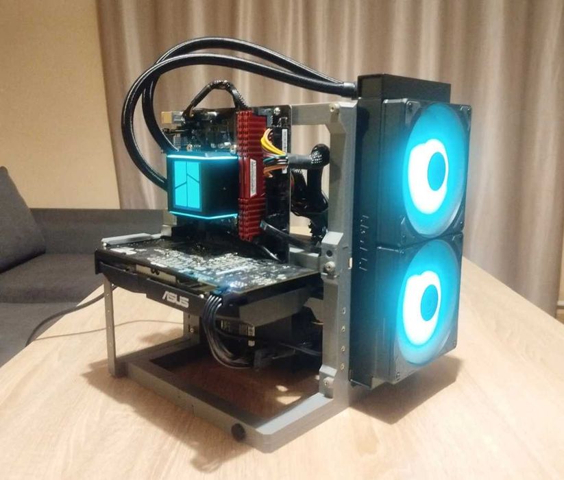 Carcasă PC Open Frame ATX – Design Modern