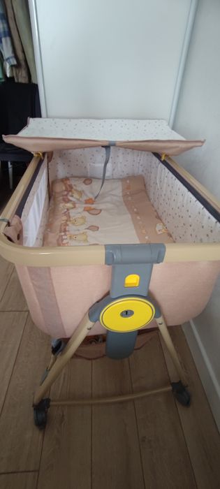 Продам детскую кроватку