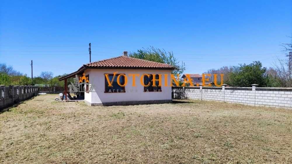 Продава се къща в село Селце,област Добрич