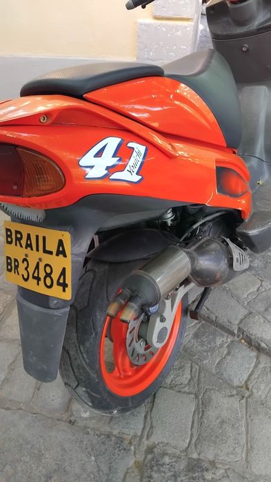 Se vinde motoscuter predator.