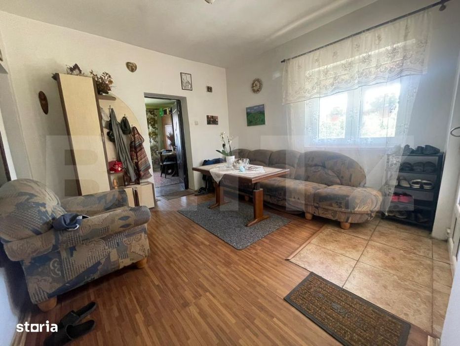 Casa cu 3 camere si un teren in suprafata de 6000 mp