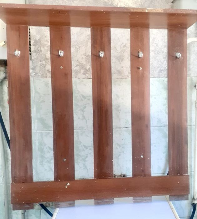 настенная вешалка в прихожую