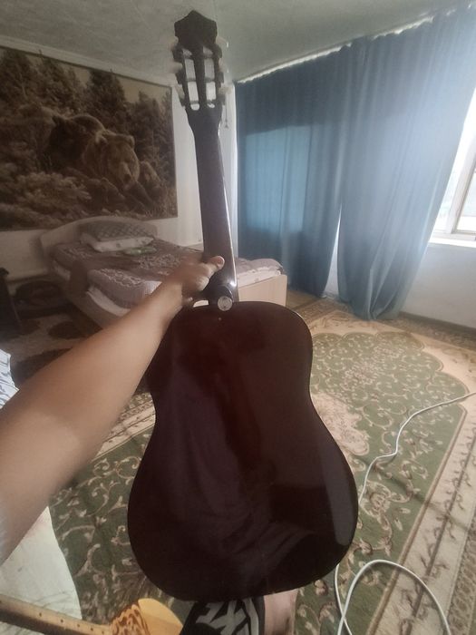 Продаю гитару и домбру