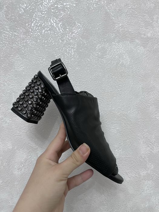 Продам обувь