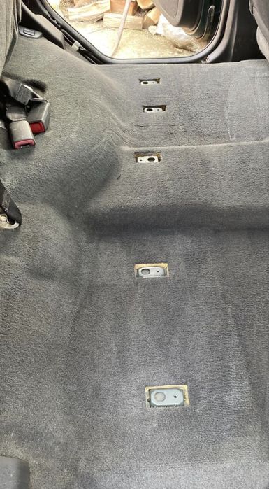 Curățare tapițerie auto/ Canapele la domiciliu