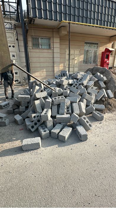 Шлакоблок строительный