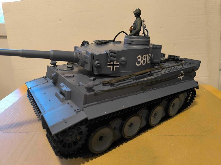 Tanc radiocomandat cu sunet lumini, fum ASG 1:16 German Panzer Tiger 1