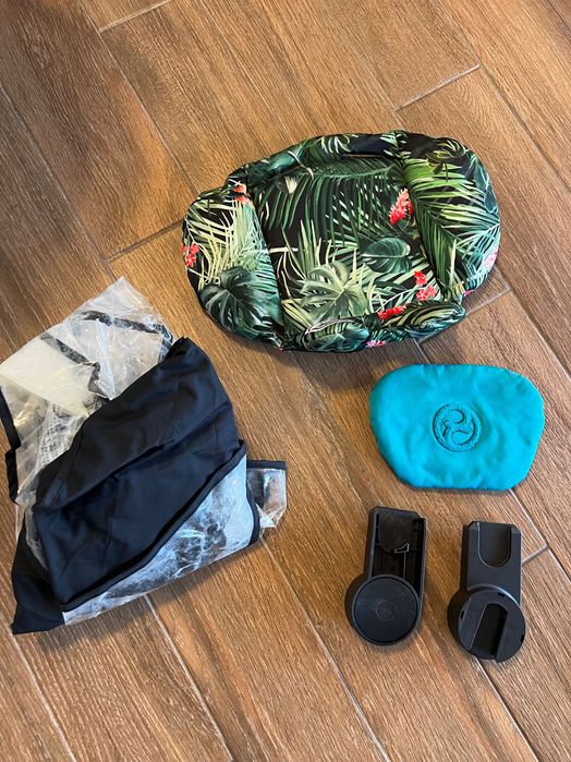 Стол за кола и бебешка количка Cybex Dj Khaled