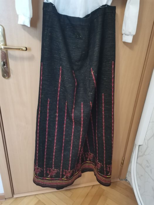 НАРОДЕН комплект пола блуза елек размер XL + подарък чанта с народни