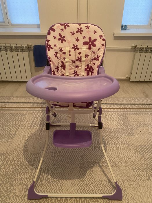 Стульчик для кормления ребенка