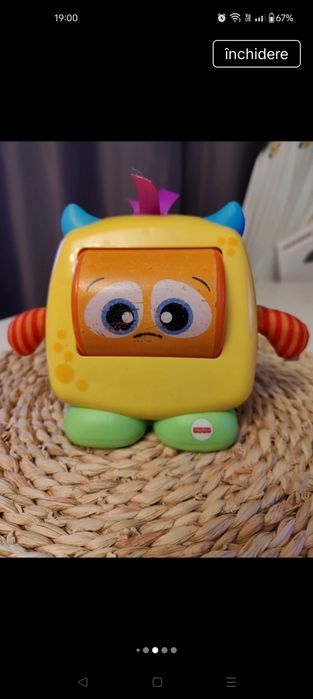 Jucărie expresii faciale cu sunete