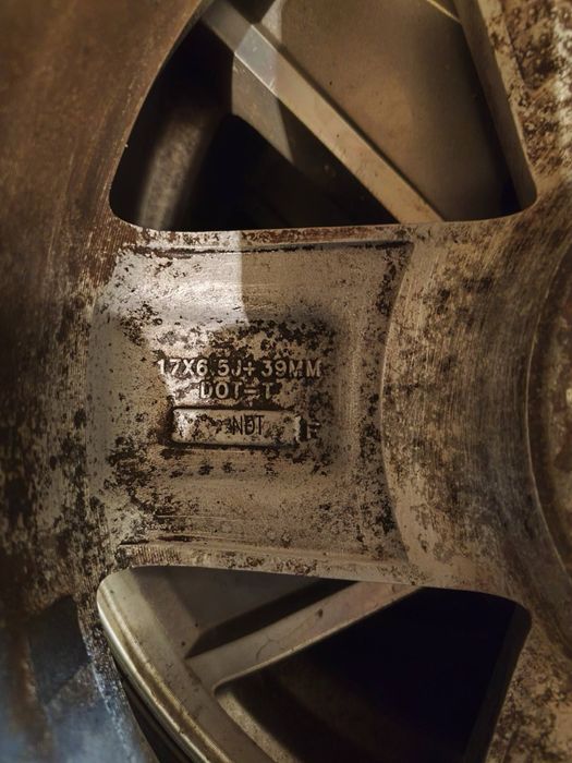 Оригинал Джанти 4 броя за Jeep Compass 17 цола