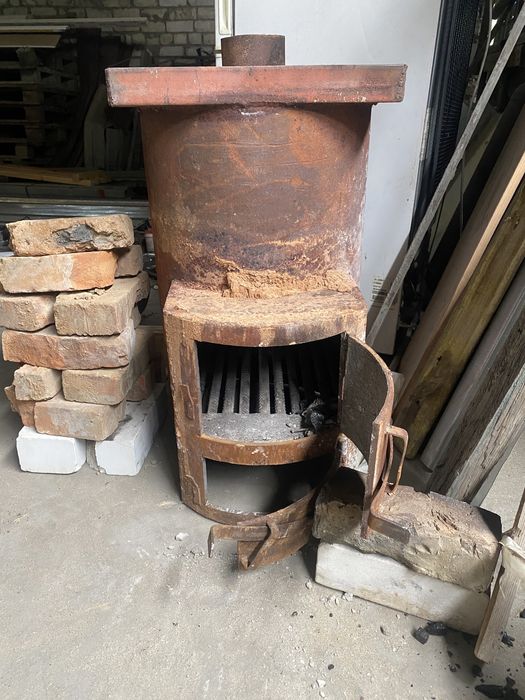 Продам печь почти новая