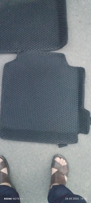 Автомобильные коврики 3D