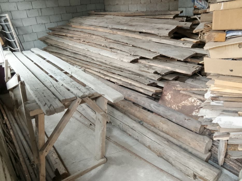 Строй материалы - балки, стропилы, доски