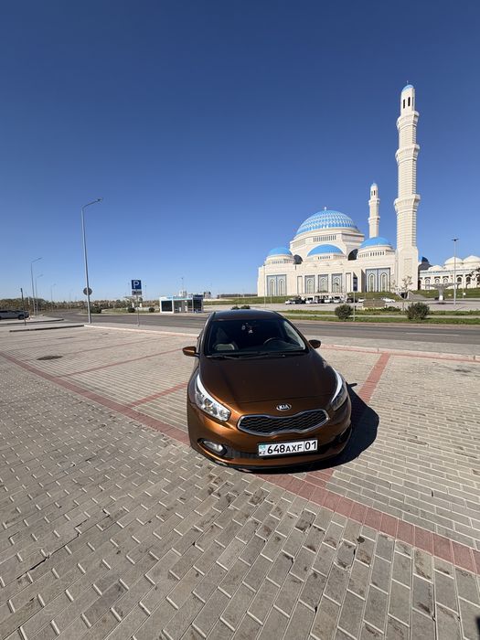 Продам машину, модель KIA ceed