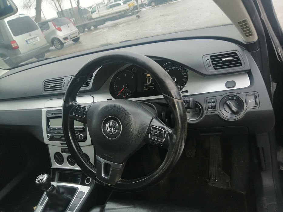 Dezmembram passat b6 break