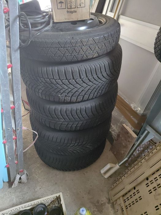 Garmin 61 LMT-D de vanzare. Pret 900 lei negociabil. Predare in vaslui