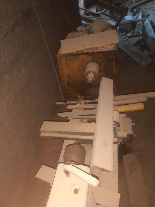 Токарни станок заводтской