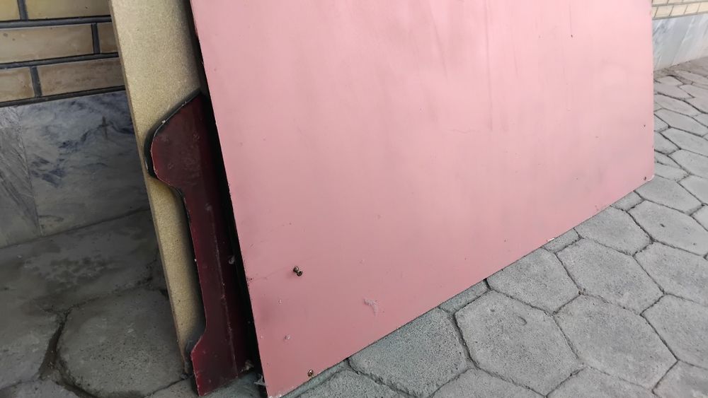 Тахта сотилади  если диван