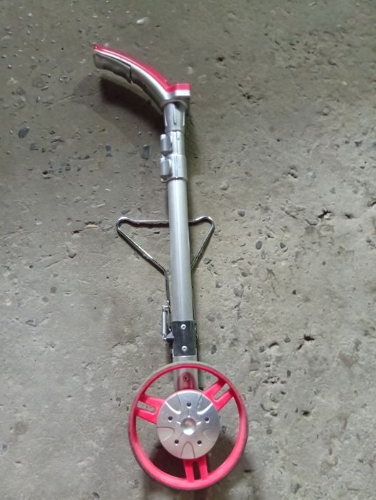 Срочно продаётся курвиметр в хорошем состоянии.