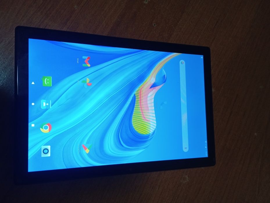 Продам планшет  в хорошем состоянии