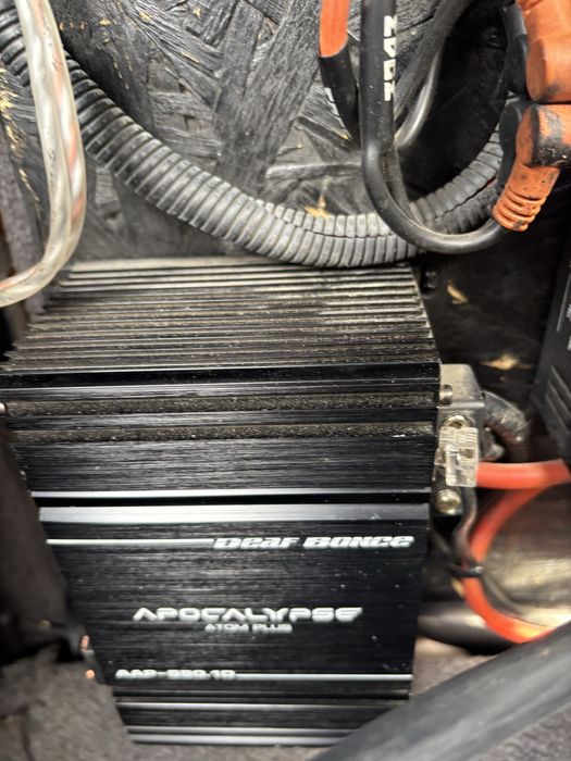 Савбуфер в комплекте