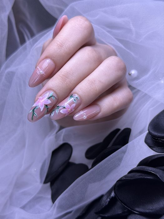 Aplic unghii cu gel