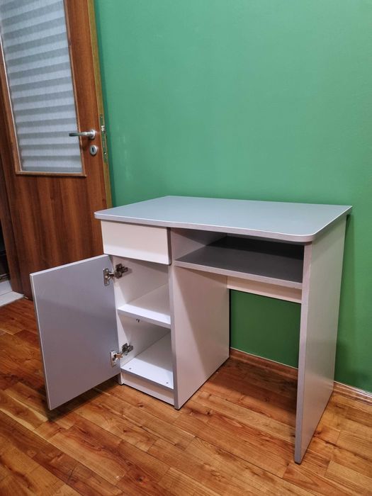 Бюро ученическо.