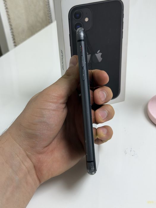 Продам айфон 11 128гб