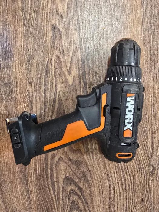 SET  scule Worx WX100 -P-