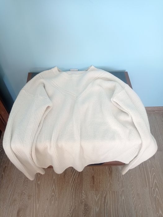 Продавам използвани дрехи.