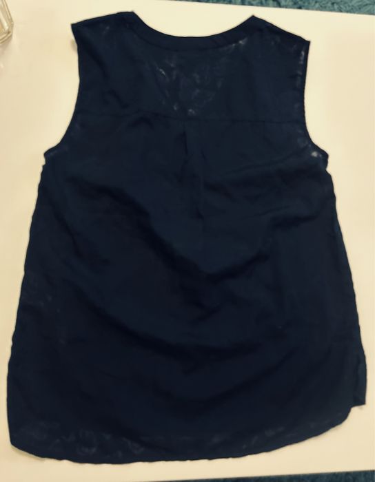 Bluza de dama lejera, fara maneci, M/38