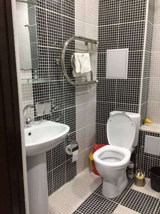 Своя! Сдается 1 в 2 в центре напротив Piramit tower