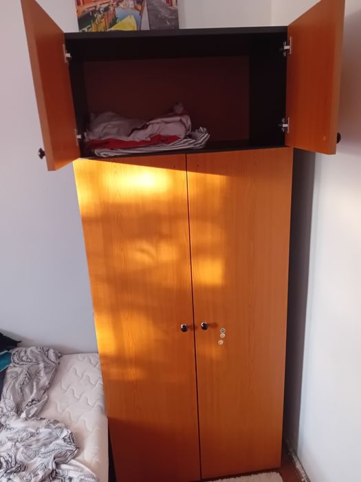 Dulap polițe șifonier