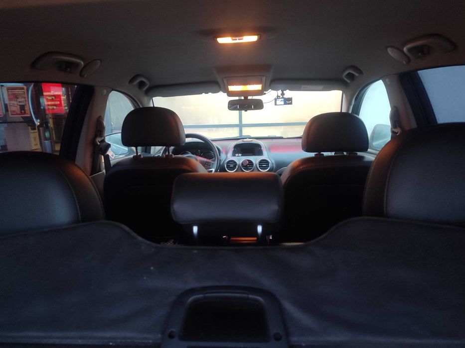 Se vinde Opel Antara 4x4 2dizel  2007 150cp cutie manuală
