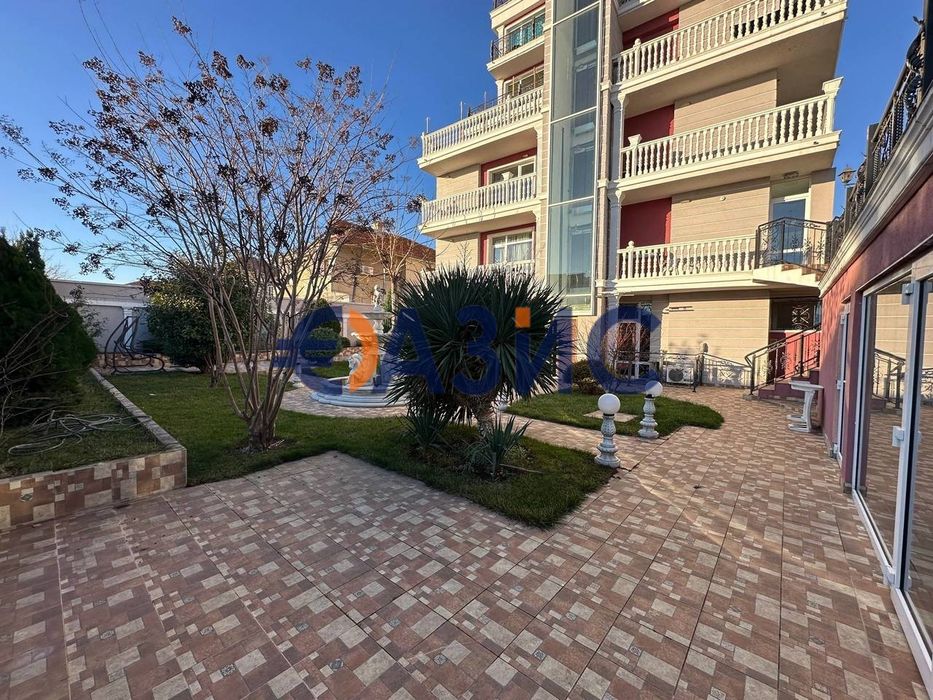 Продава се Двустаен апартамент в Свети Влас - 70 кв.м за 846 €/кв.м - Снимка #2