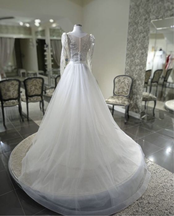 Продам свадебное платье