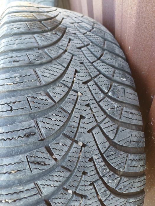 Anvelope cu jante de tabla